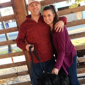 Meet your Posher, Devin